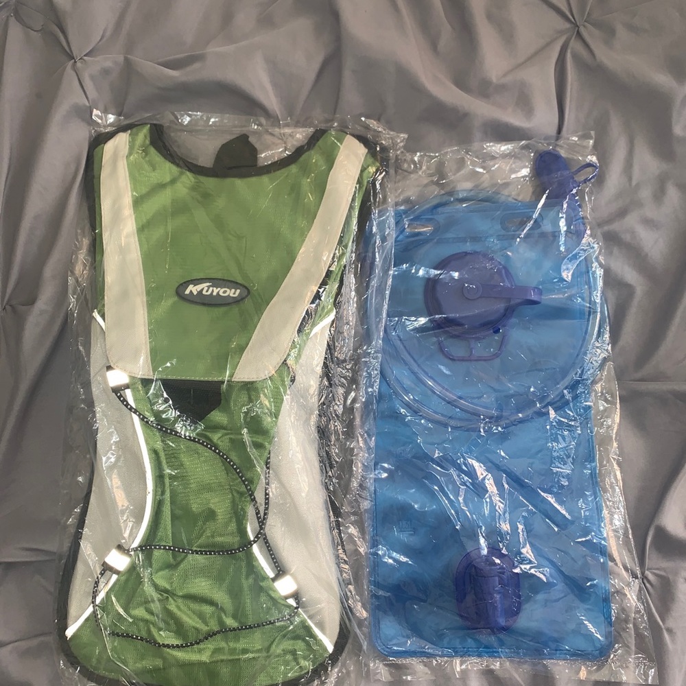 Hydration Backpack - Picture 2 of 2